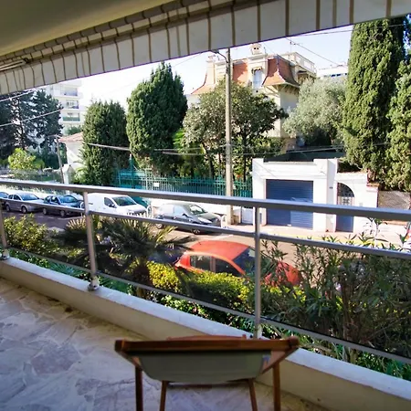 Ref Rus - Studio Apartment Cannes
